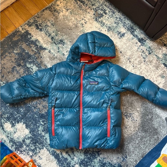 Patagonia Teal and Coral Hooded Jacket - Picture 3 of 4